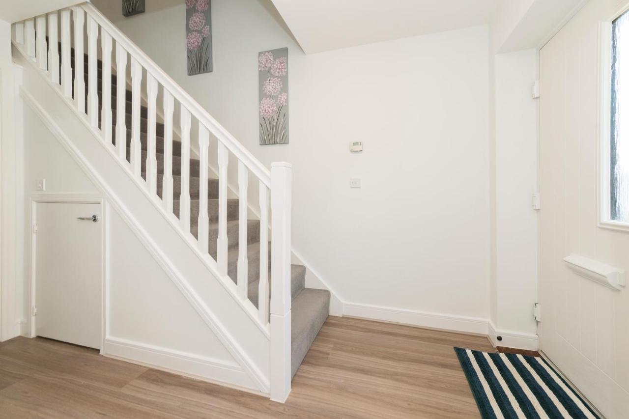 Greenfield Modern 3Br Home - Southcote Lane , Reading Esterno foto