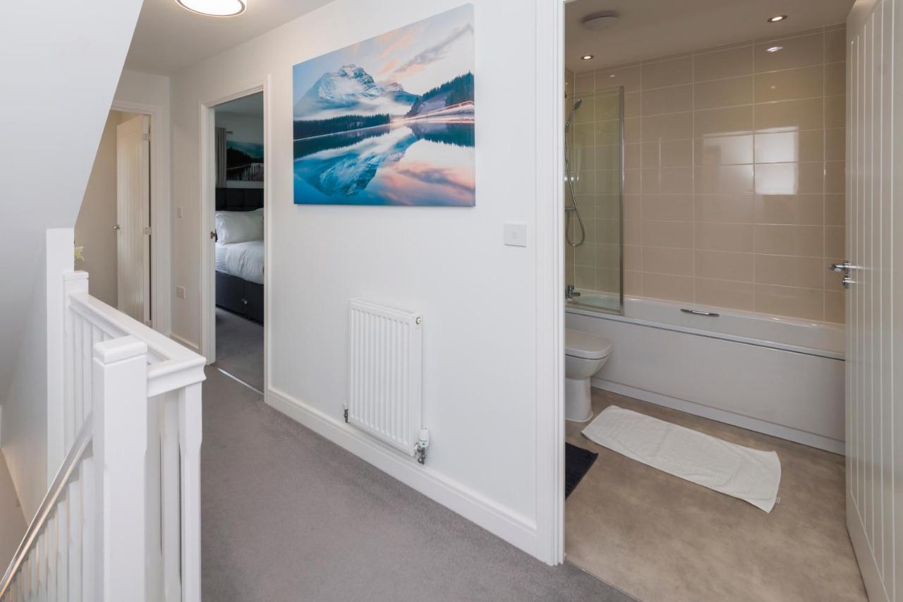 Greenfield Modern 3Br Home - Southcote Lane , Reading Esterno foto
