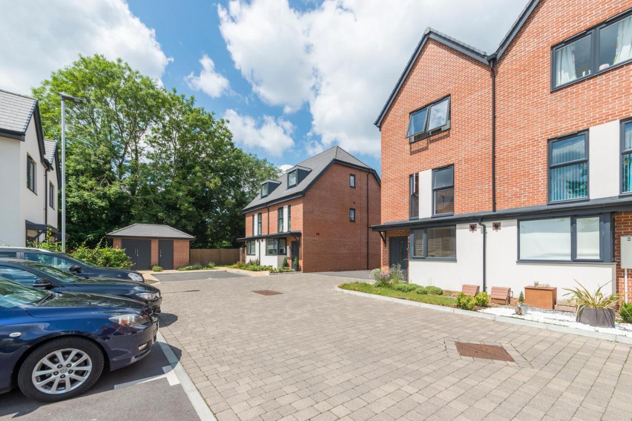 Greenfield Modern 3Br Home - Southcote Lane , Reading Esterno foto