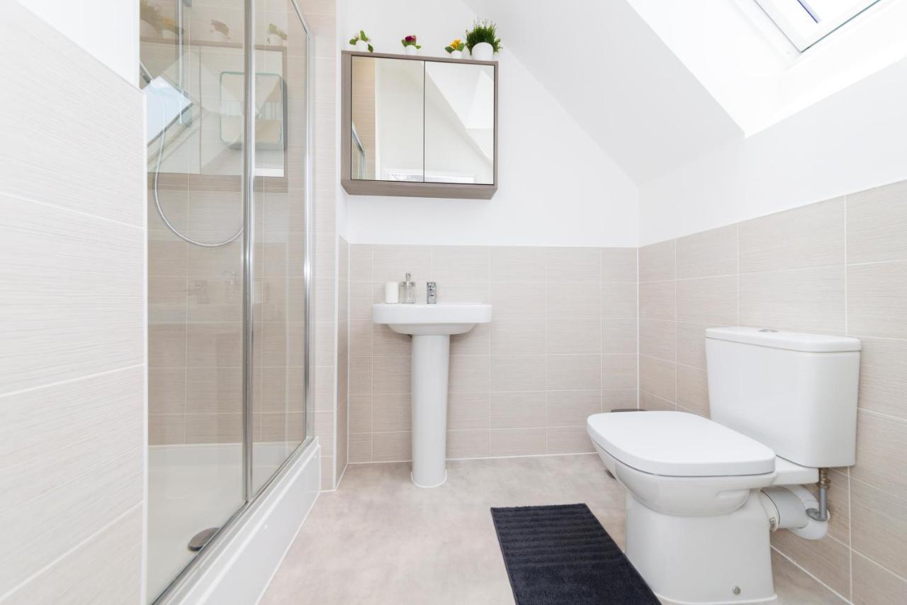 Greenfield Modern 3Br Home - Southcote Lane , Reading Esterno foto